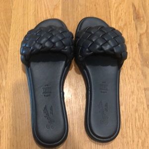 Seychelles Bellisima slides